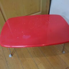 ローテーブル　赤色　レッド　幅75㎝×50㎝×高さ32㎝　折り畳...