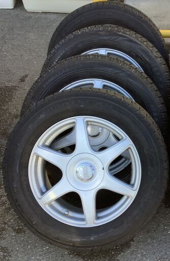 205/65r16 2本 215/60r16 2本 中古冬用タイヤ スタッドレス ブリザック