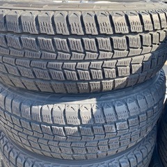 ハイエース用アルミホイール付き冬タイヤ