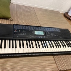 Yamaha 電子ピアノPSR-320