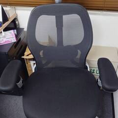【早いもん勝ち】Office家具　椅子（フレーム黒、座面黒）差し...