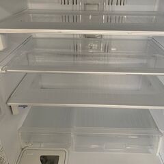 三菱 6ドア 冷凍冷蔵庫 フレンチドア 601L 冷蔵425L 冷凍176L MR-E60R-S形