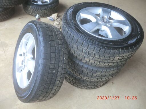 値下げです。スタッドレスタイヤ エスティマ 215/60/R16 4本セット 