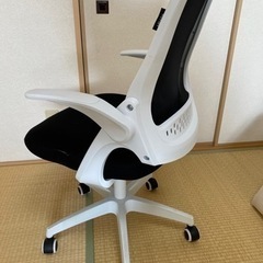 ①オフィスチェア　デスクチェア　ワークチェア　椅子