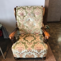 【引取り限定】アンティーク調1人用ソファ ／美品 引取り限定】アンティーク調1人用ソファ ／美品