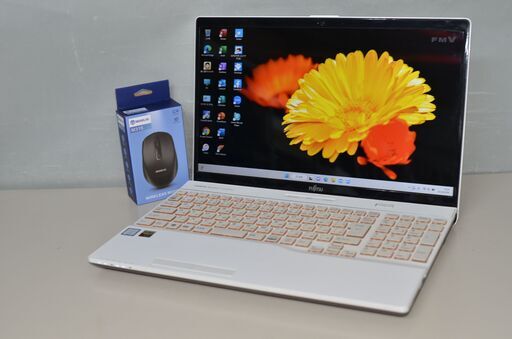 最新Windows11+office 爆速SSD1TB+HDD1TB 富士通 AH55/D1 高性能core i7-8565U メモリ8GB 15.6インチ フルHD 無線 ブルーレイ WEBカメラ