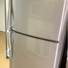 冰箱。2013制