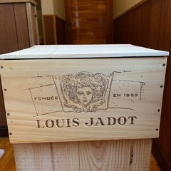 フランスワイン6本用木箱（蓋付）