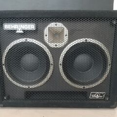 ベースキャビネットBeringer Ultrabass BB210 動作良好 ベースキャビネットBeringer Ultrabass BB210 動作良好