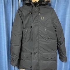 FRED PERRY ダウンジャケット