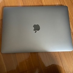 MacBook Air 13インチ　8GB 256GB