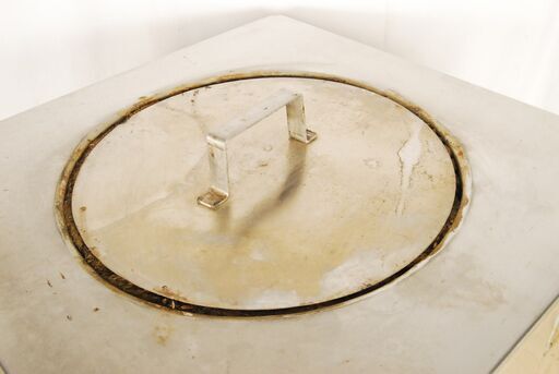 0172 タンドール窯 ナン焼き窯 KASHIMIR キャスター付 厨房機器 愛知県