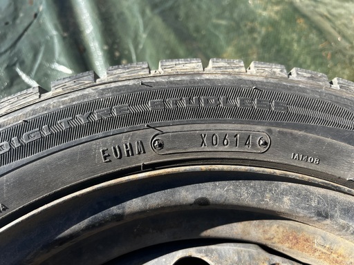 タイヤ、ホイール 【交換作業可】165/60R15 軽orコンパクト車用 