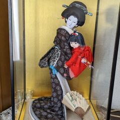 ハンドメイドの日本人形