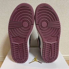 新品未使用✴︎NIKE ナイキ✴︎WMNS AJ1 ジョーダン1 Mid \