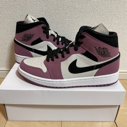 新品未使用✴︎NIKE ナイキ✴︎WMNS AJ1 ジョーダン1 Mid \