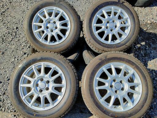 売り切り3月末終了195/65R15 21年製スタッドレス タイヤホイールセット