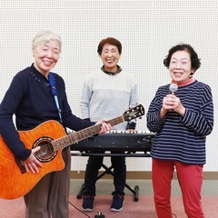 ギターレッスン（江坂）キャットエンタテインメントスクール − 大阪府