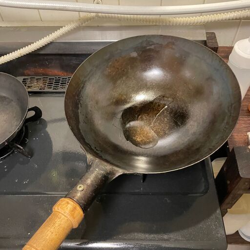 山田工業所 片手 中華鍋 鉄製 打出 木柄 ハンドル 30cm
