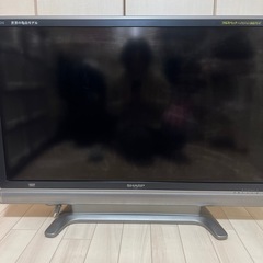 シャープ　42型テレビ
