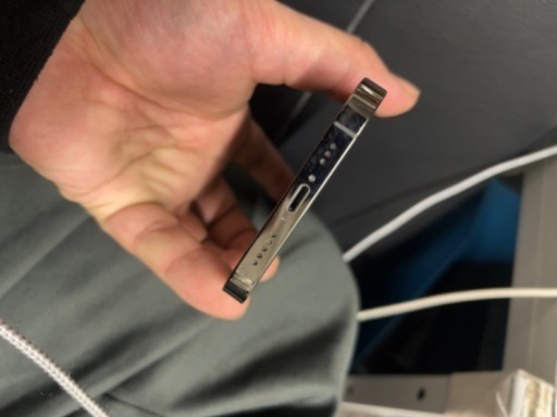 iPhone12pro256 キャリアau SIMロック解除済