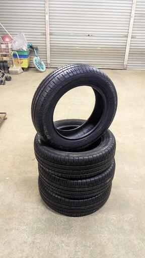 組換工賃無料 グッドイヤー中古タイヤ4本 185 60R 15 アクア