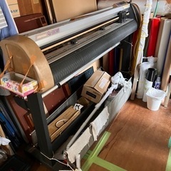 看板屋用カッティングマシン