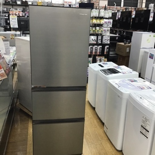 #B-54【ご来店頂ける方限定】Hisenseの3ドア冷凍冷蔵庫です