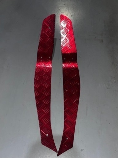 美品』ヤマハ マジェスティ250 SG03Jステップボード アルミステップ 赤