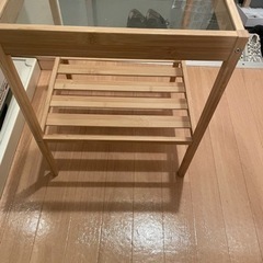 IKEAネスナ　組み立て済みサイドテーブル