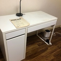 IKEA MICKE 学習机　受け渡し予定者決定済み