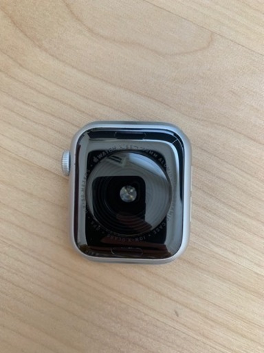 お値下げ】Apple Watch SE GPSモデル 40mm シルバーアルミニウムケース