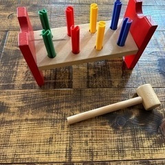 IKEA知育玩具　ハンマートイ