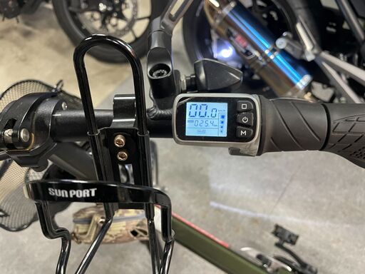 引き取り限定!glafit(GFR01)バイク!走行距離25キロ!バッテリー 引き取り限定!glafit(GFR01)バイク!走行距離25キロ!バッテリー