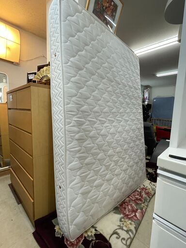 リサイクルショップどりーむ荒田店　No5493 マットレス　ダブルサイズマットレス　幅１４０ｃｍ　縦１９０ｃｍ　厚さ２０ｃｍ　大切なあの人と添い寝してください♡