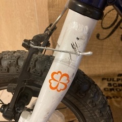 ヨツバサイクル　12インチ　キャプテンネイビー