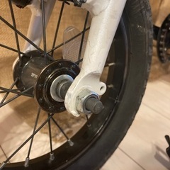 ヨツバサイクル　12インチ　キャプテンネイビー