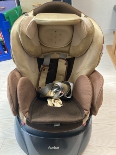 Aprica ベビー\u0026チャイルドシート ベージュ