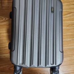 スーツケース(グレー) 機内持込可能 四輪
