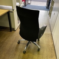 JB-10 【オフィス家具専門店】コクヨのエクサージュチェアです！ R5.2/10時点で在庫数2点あり