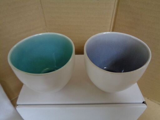 2点セット　陶器 カラーカップペア　湯飲み　高さ7㎝×直径8㎝