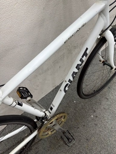 格安　通勤・通学に最適　クロスバイク　GIANT ESCAPE R3 サイズ　s