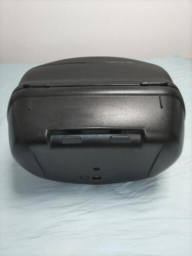 GIVI ジビ　E470N モノロックケース　未塗装ブラック47L