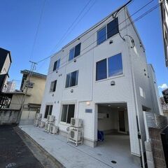 🉐初期費用１４万円🙂築浅ＢＴ別デザイナーズ♪北千住駅徒歩１２分！...