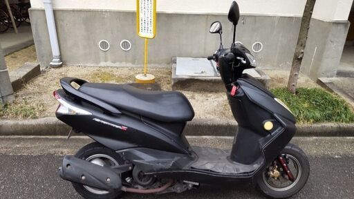ヤマハ シグナスZ125 シルバー
