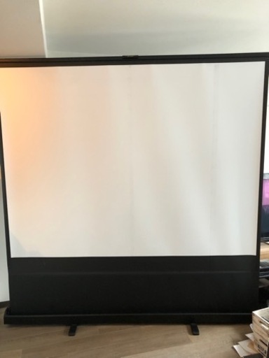 【26日中まで】美品 大型110インチ投影用スクリーン(210×210)