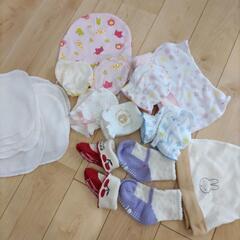 女の子赤ちゃん帽子&靴下&手袋、布オムツ備品