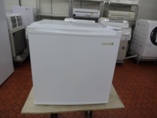 ID 036590　冷蔵庫1ドア　ヤマダ45L　２０１７年製　YRZ-C05B1