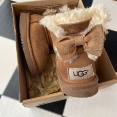 UGG 14,5cm 女子用　箱付き