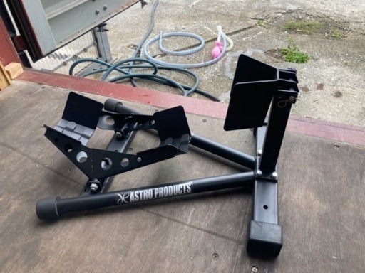 アストロプロダクツ　バイクスタンド　前輪タイプ